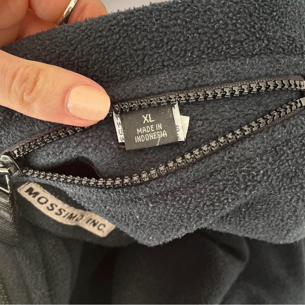 Mossimo reversible black/ blue fleece jacket, size XL 💙 - Picture 8 of 12
